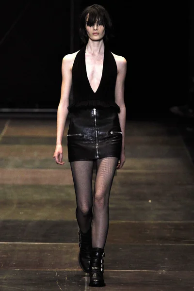 Look 5